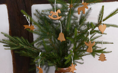 Baumschmuck aus Kirschbaum